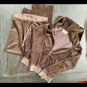 Juicy Couture Velour Track Suit - Choc Brown